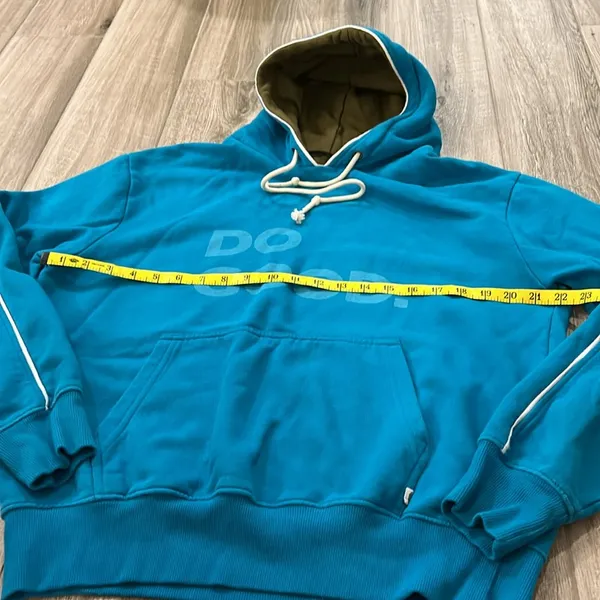 Cotopaxi sweatshirt - Image 6