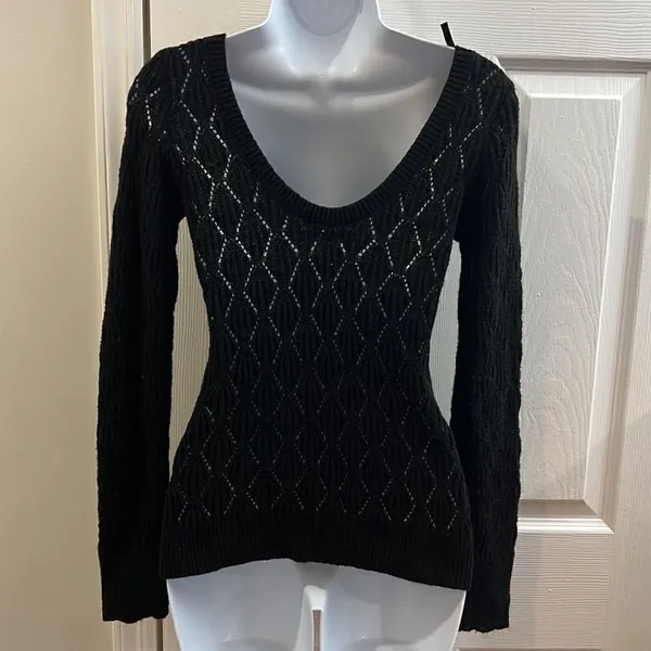 ‎Abercrombie & Fitch scoop back black sweater size S - Image 2