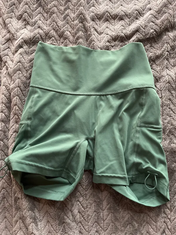 Gymshark Legacy Shorts tight - Image 2