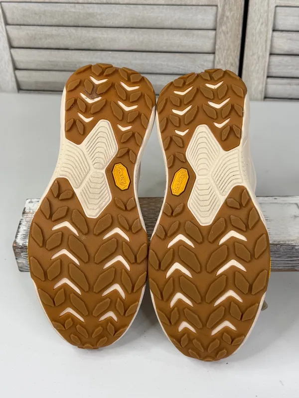 HOKA (One One) Women's Transport Eggnog-8.5 - Image 8