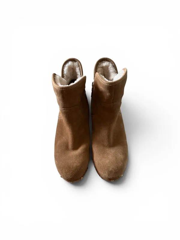 Ugg chestnut suede wooden heel ankle boots sheepskin lining pull on Sz 8 - Image 4