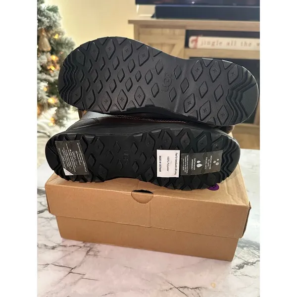 NEW Ugg Zaylee Waterproof Winter Boot size 7 Brown - Image 6