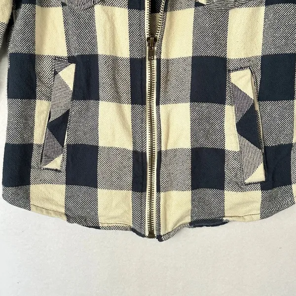 Arizona Jean Co Women‎ Jacket Sz S Buffalo Plaid Flannel Shacket Gorp Outdoors - Image 4