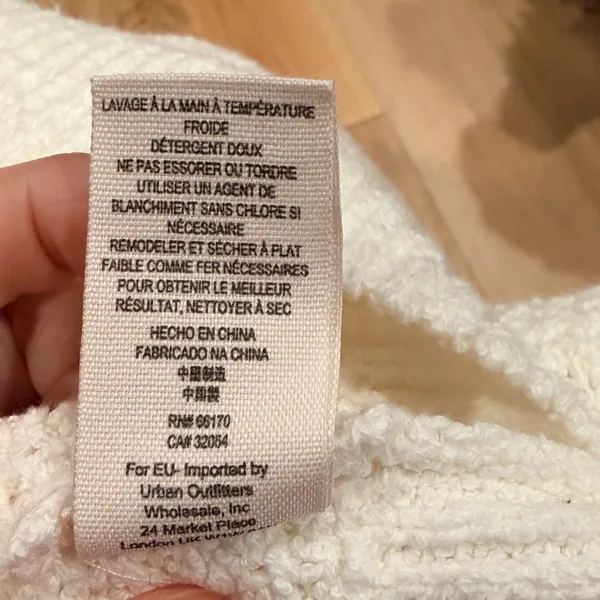 Free People‎ NWT Cream Cowl Neck oversized Sweater small - Image 9