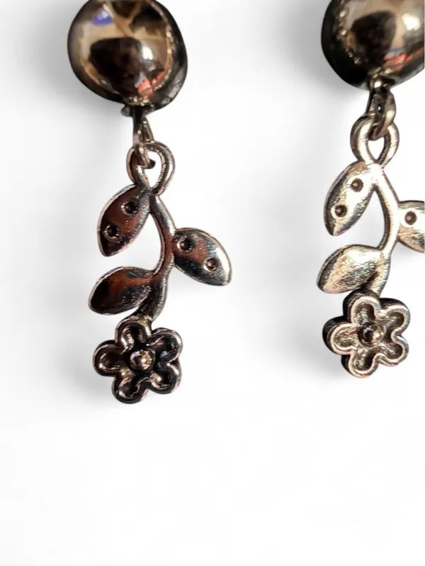 Handmade Silver Floral Leaf Dangle Earrings Metallic Beaded Drops - Image 3