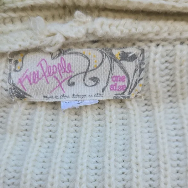 Free People Cream Knit Capa - Image 2