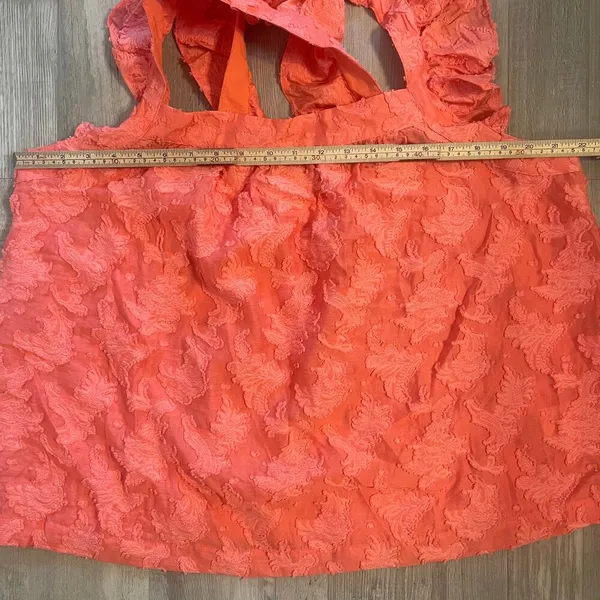 By Anthropologie Amber Tank Top Coral Ruffle Criss-Cross Straps Textured size XL - Image 5