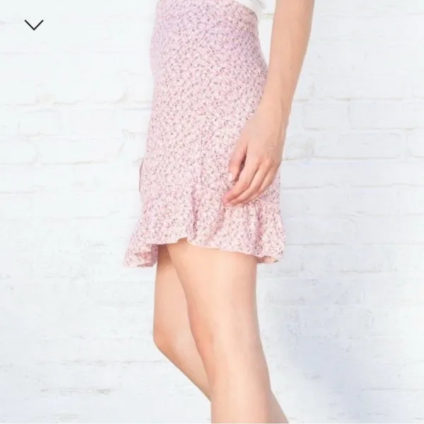 Brandy Melville Pink Rose‎ Floral Cara Ruffle Skirt - Image 4