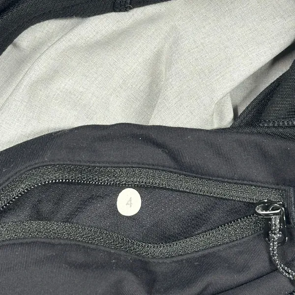 Lululemon Speed Up Shorts Women’s Size 4 Black Gray Space Dye Running Athletic - Image 4