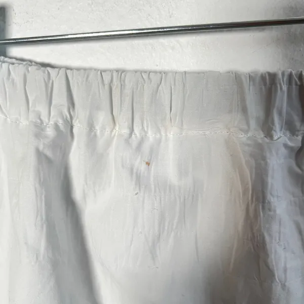 Uniqlo Midi Skirt‎ Women's Medium White Eyelet Lace Embroidered Cottagecore - Image 4
