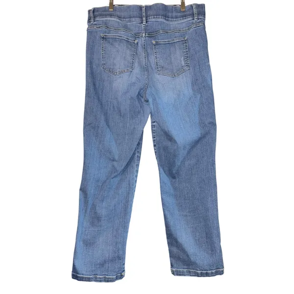 Spanx Medium Wash Pull On Jeans Women's 1X Stretch Distressed Straight Leg‎ - Image 5