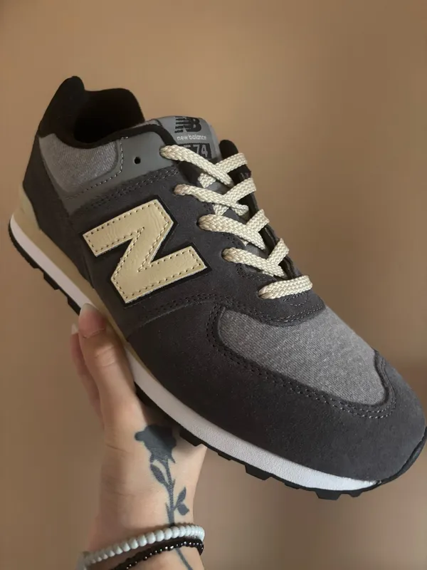 New Balance 574 Big Kid 'Grey Day 2024 - Magnet' - Image 2