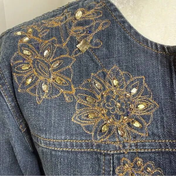 Chico’s Embroidered Sequin Open Front Jean Jacket Size 1 Chico (Med 8) Floral - Image 3