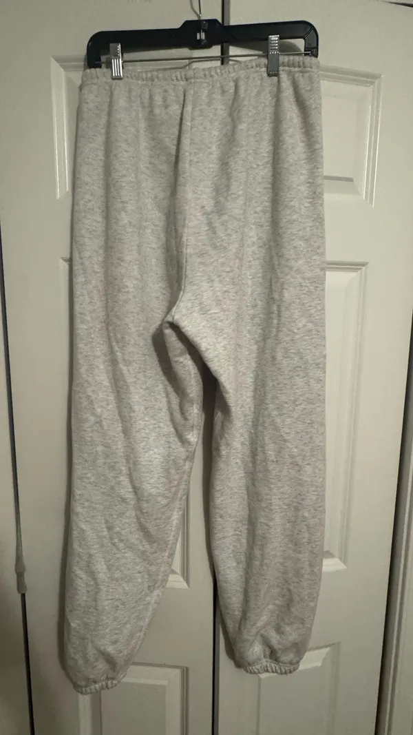 SKIMS Sweatpants - Image 3