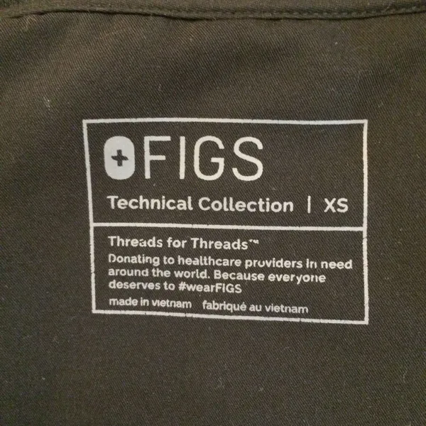 FIGS Bellery Scrub Jacket full-zip technical fabric black xs - Image 4