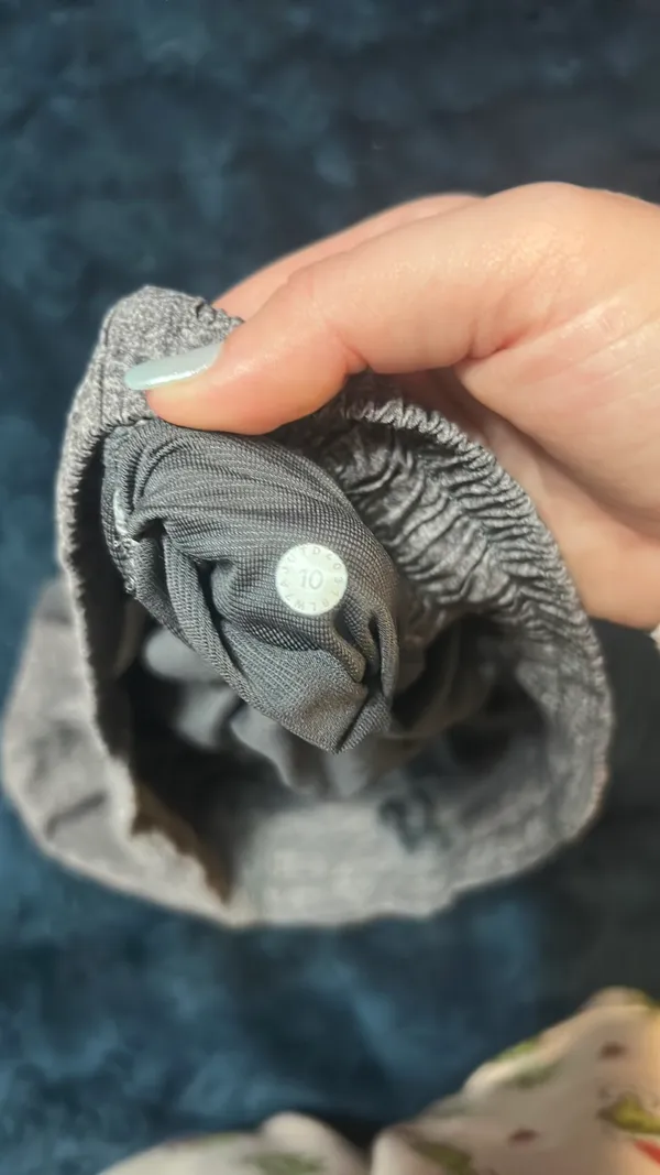 Lululemon Hotty Hot Shorts - Image 4