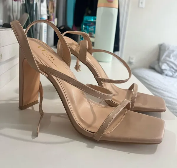nude heels  - Image 3
