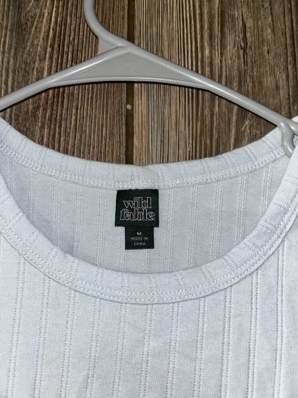 Wild Fable Crop Top - Image 3