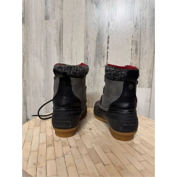 Tommy Hilfiger Women's Boots size 7 - Image 3