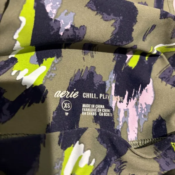 Aerie High-waisted Move 7/8‎ Leggings leopard purple green size XS - Image 4