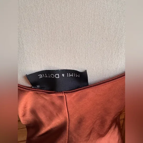 Mimi & Dottie Sleek Satin Midi Slip Dress in Rust size Medium w spaghetti strap - Image 6