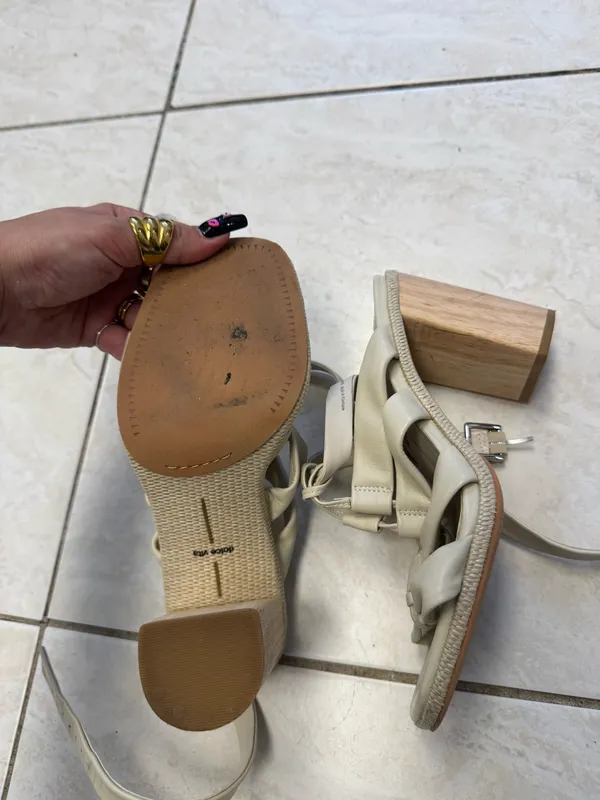 DV by Dolce Vita white leather gladiator heels - Image 4