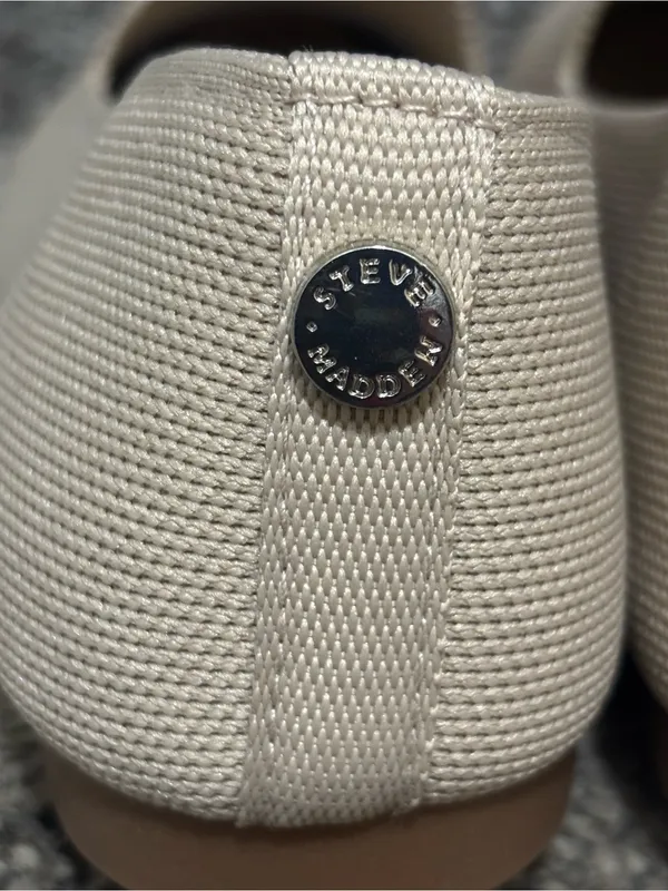 NWT Steve Madden Sabin Fabric Shoes - Image 5