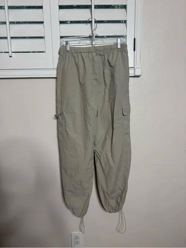 Women’s Tan Cargo Jogger Pants - Image 3
