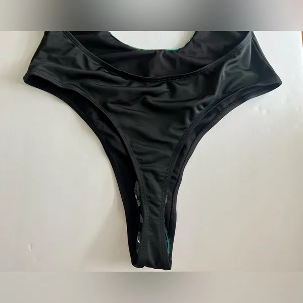 Jumelle Castaway One Piece Bathing Suit in Black XXL - Image 5