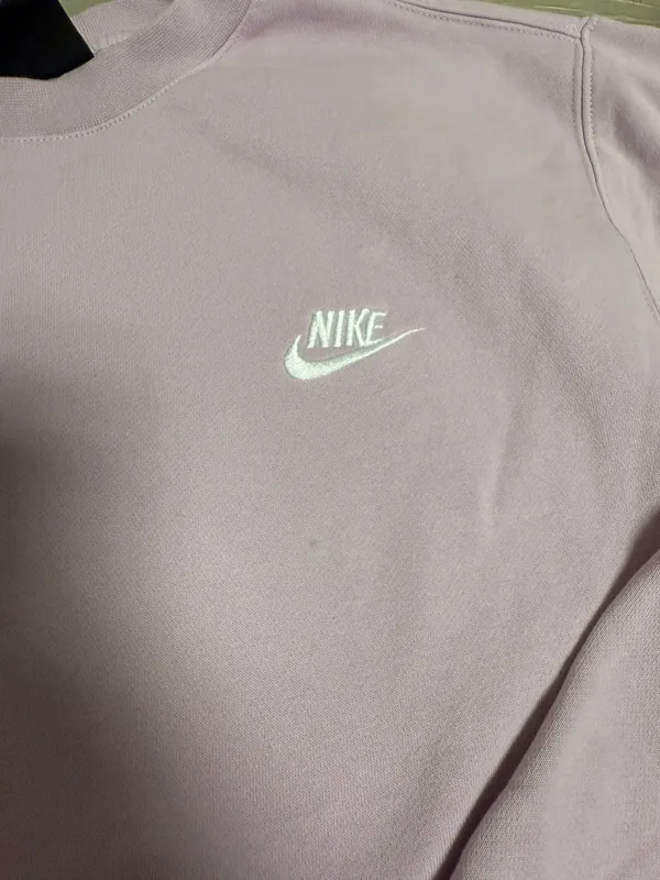 Nike Pullover Crew Neck Sweatshirt - Image 2