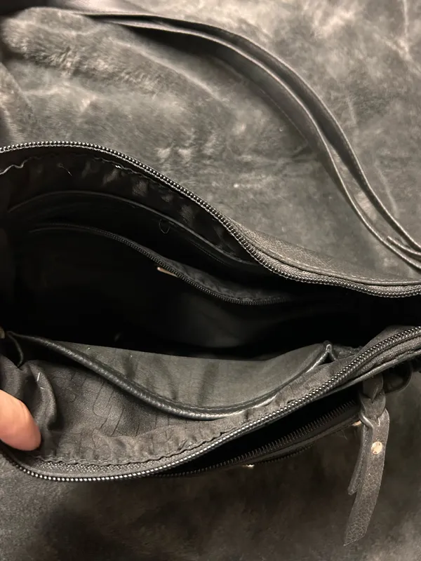 Black shoulder purse - Image 3