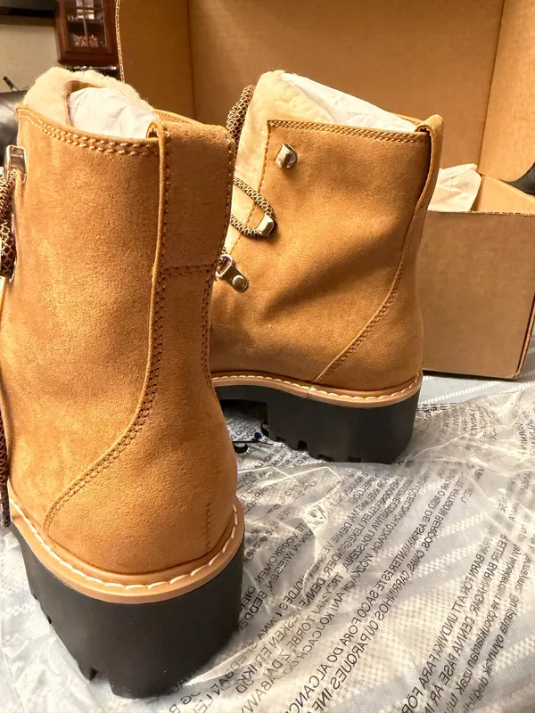 Boots Brown Size 8.5 - Image 5