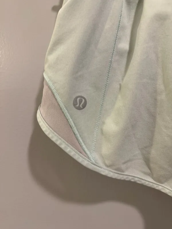 Lululemon Hotty Hot II Low-Rise 2.5” Shorts Light Green (Hazy Jade) - Image 9
