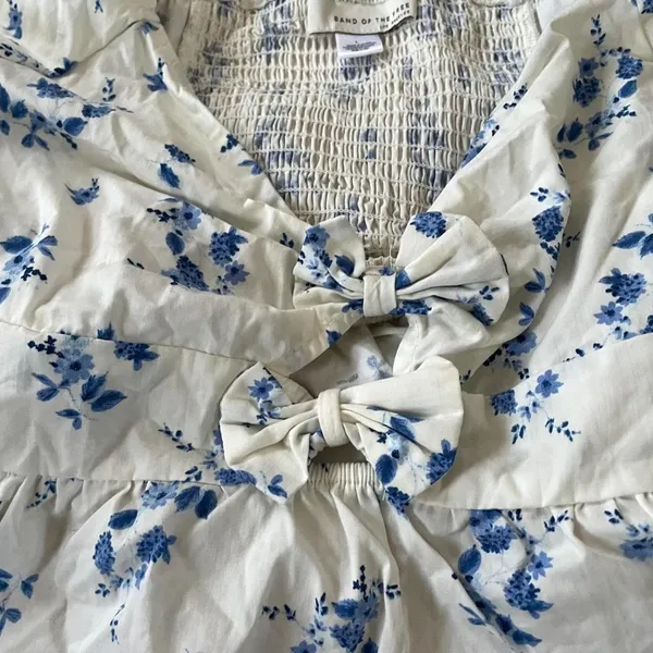 White Blue Floral Peplum Top Large Cottagecore Coquette Puff Sleeve Tie Front - Image 5