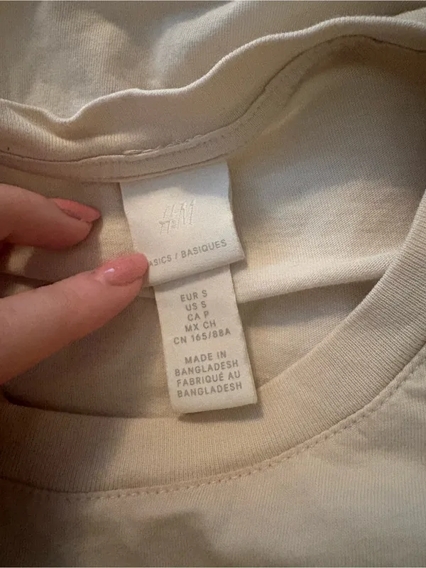H&M Short Sleeve 100% Cotton Crew Neck Tee in Off-White Cream 💜 - Image 4