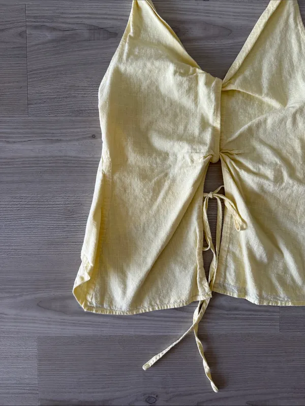 Women’s Yellow Halter Tie-Front Camisole - Image 3