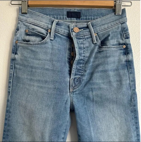 MOTHER Denim The Stunner Ankle Fray Hit The Jackpot - Image 4