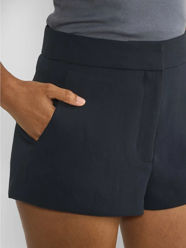 Aritzia Black The Limitless Short - Image 2