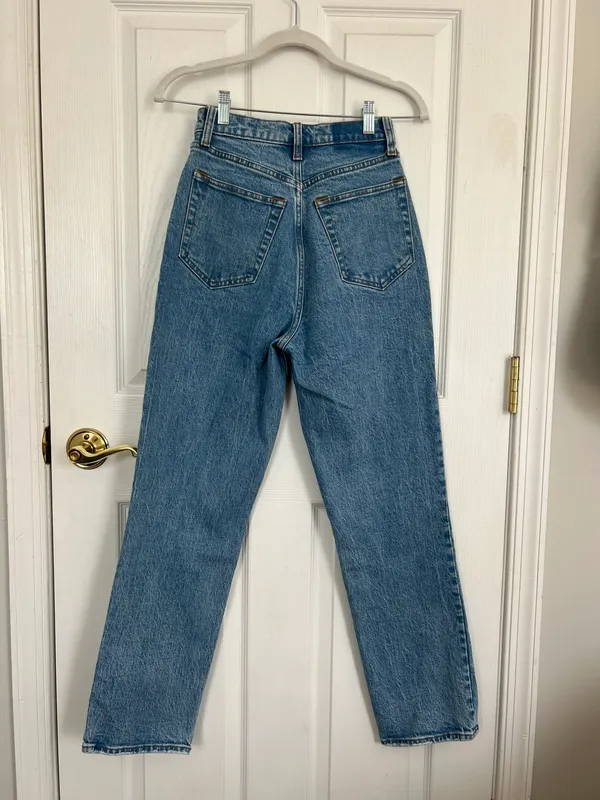 Abercrombie High Rise Jeans - Image 3