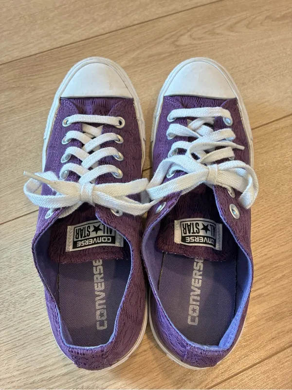 Converse Chuck Taylor Women’s Purple Lace Low Top Sneakers Size 9 - Image 7