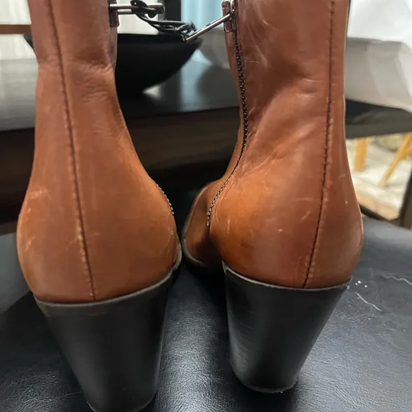 Boemos boots. Made in Italy. Used Beautifully made Leathe size 10 - Image 3