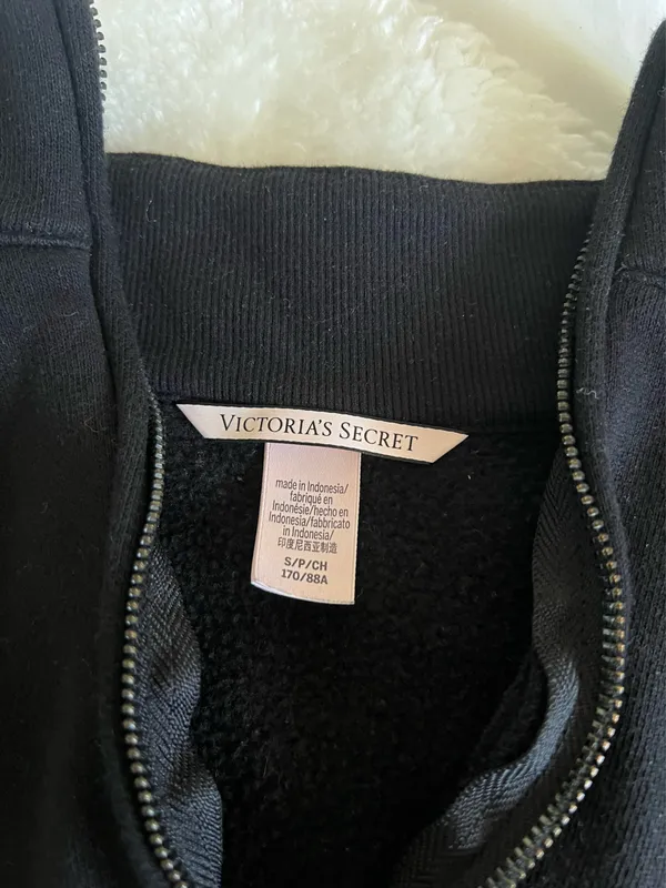 Victoria's Secret Top - Image 2