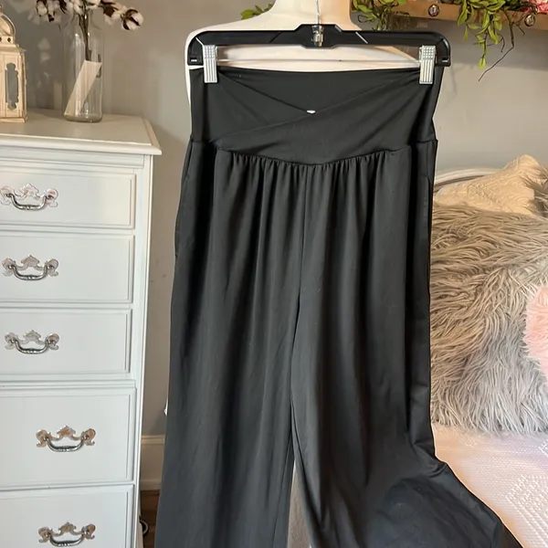Wide Leg Pants Cross Over Waist Black Silky Stretchy Womens Medium Yoga - Image 4