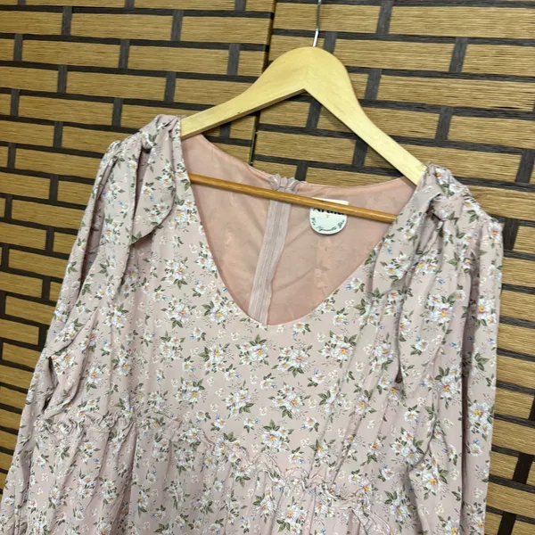 Arula Pale Pink Floral‎ Tiered Dress Size X-10/12 - Image 3