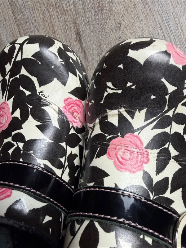 Sanita Koi Patent Leather Floral Rose Danish Clogs Size 38 (US 6.5-7) - Image 6