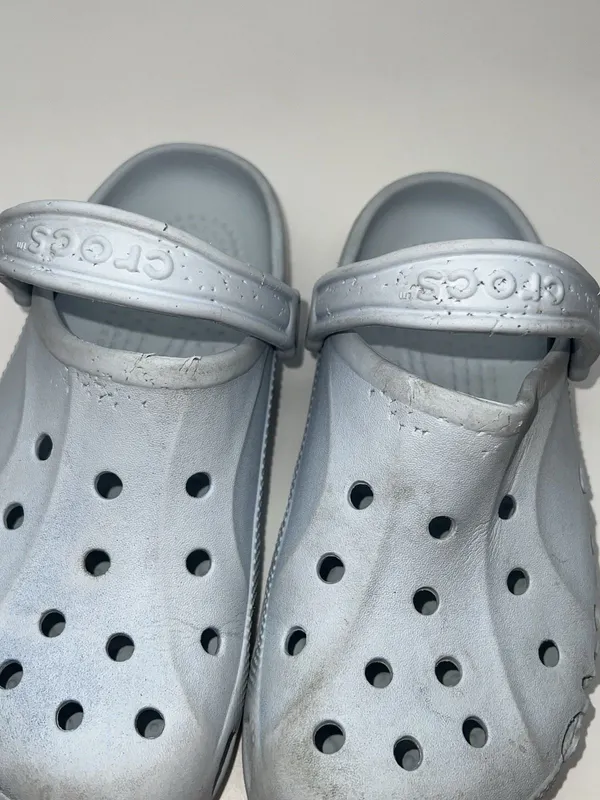 Crocs Classic Unisex White Slip On Water Friendly Sandals/Clogs Shoes-Size M6/W8 - Image 11