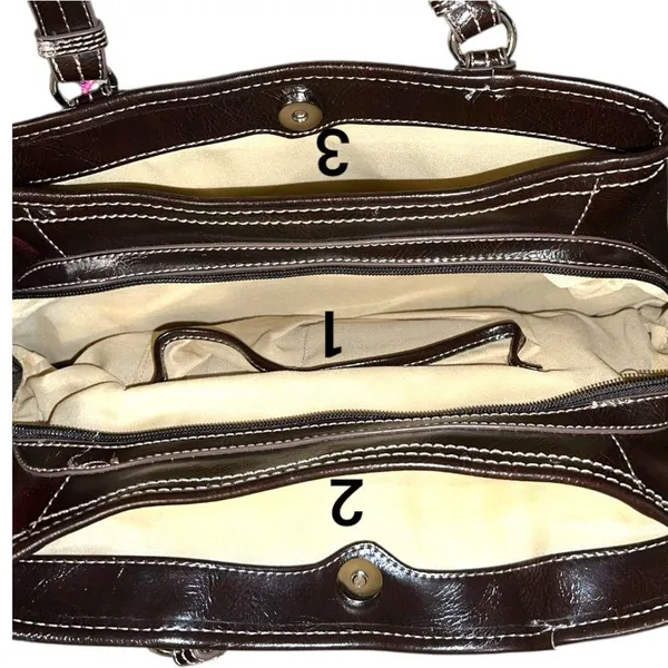 Nine & Co. Brown Leather Shoulder Bag with Silver Accents - Image 6