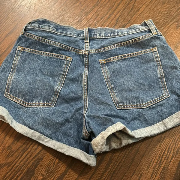 Abercrombie denim shorts - Image 2
