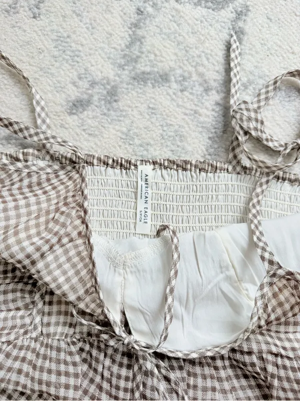 American Eagle Outfitters Brown and White Gingham Tie-Shoulder Crop Top - Image 4