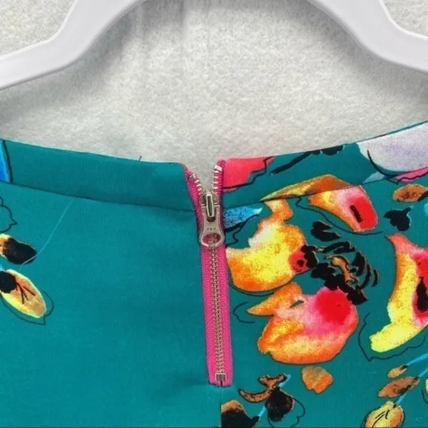 Baraschi‎ Floral Print Boatneck Top - Image 7